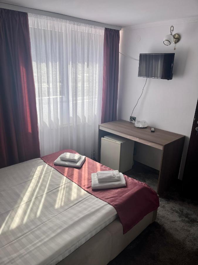Pensiunea Eden Σινάια Εξωτερικό φωτογραφία
